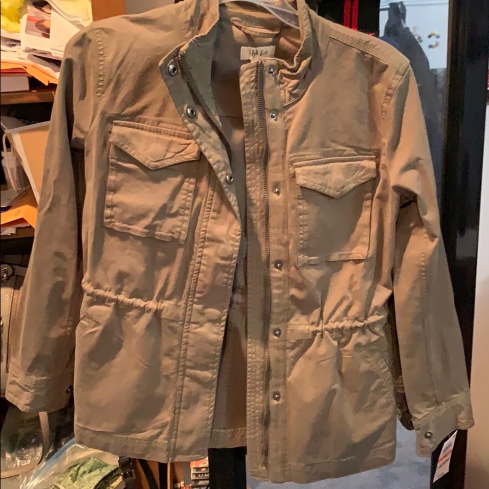 Military style lightweight jacket